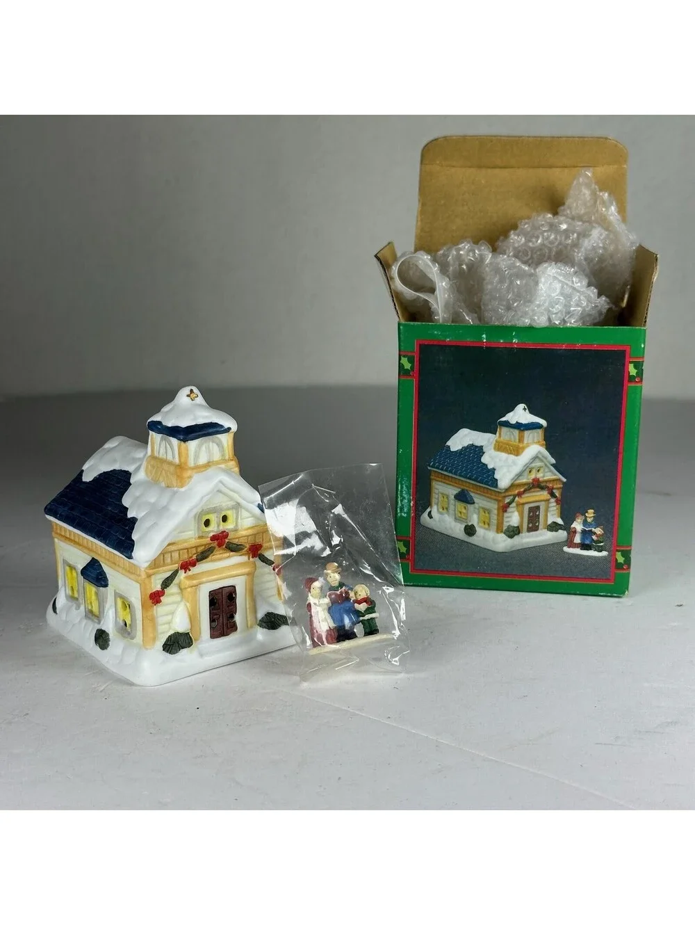 House of Lloyd Christmas Around the World Ye Little Church S-12